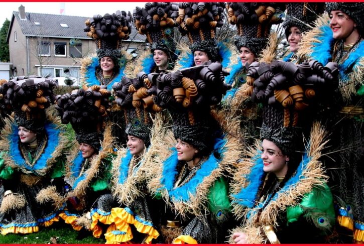 pomp Bende Missie Mooie carnavalsjurken voor een loopgroep 9 personen